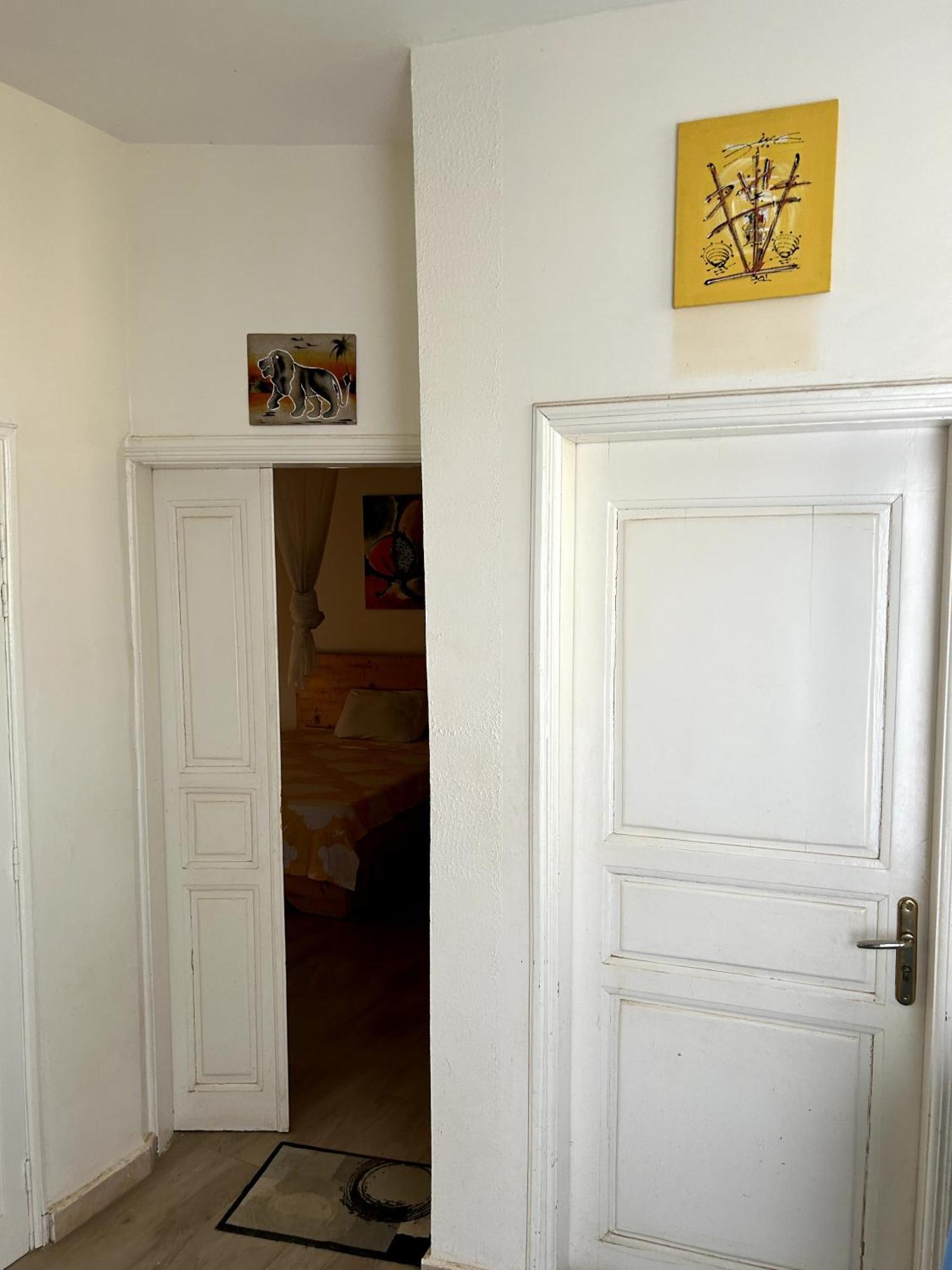 Chambre Spacieuse Avec Balcon - Salle De Bain Exterieure Privee & Breakfast Saint-Louis Zewnętrze zdjęcie