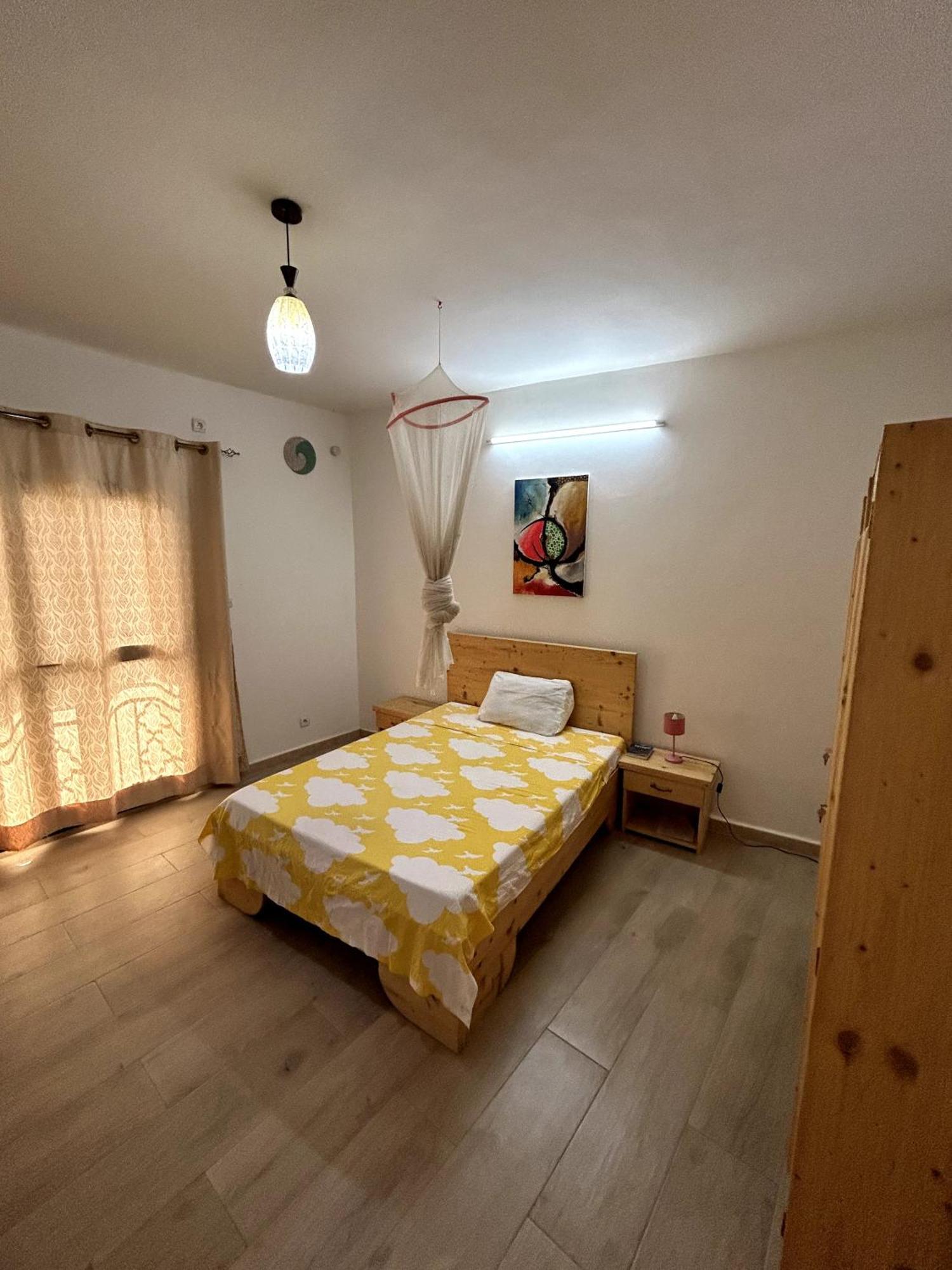 Chambre Spacieuse Avec Balcon - Salle De Bain Exterieure Privee & Breakfast Saint-Louis Zewnętrze zdjęcie